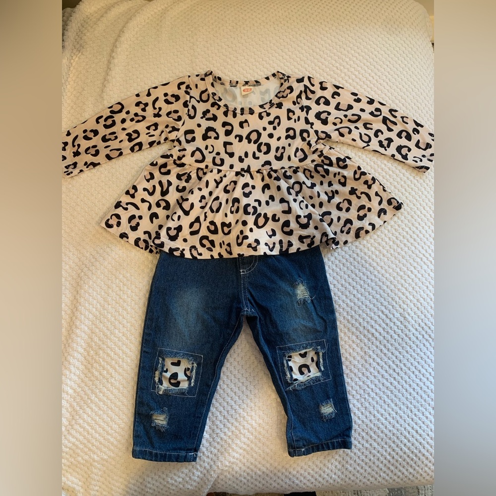 Beautiful animal print outfit